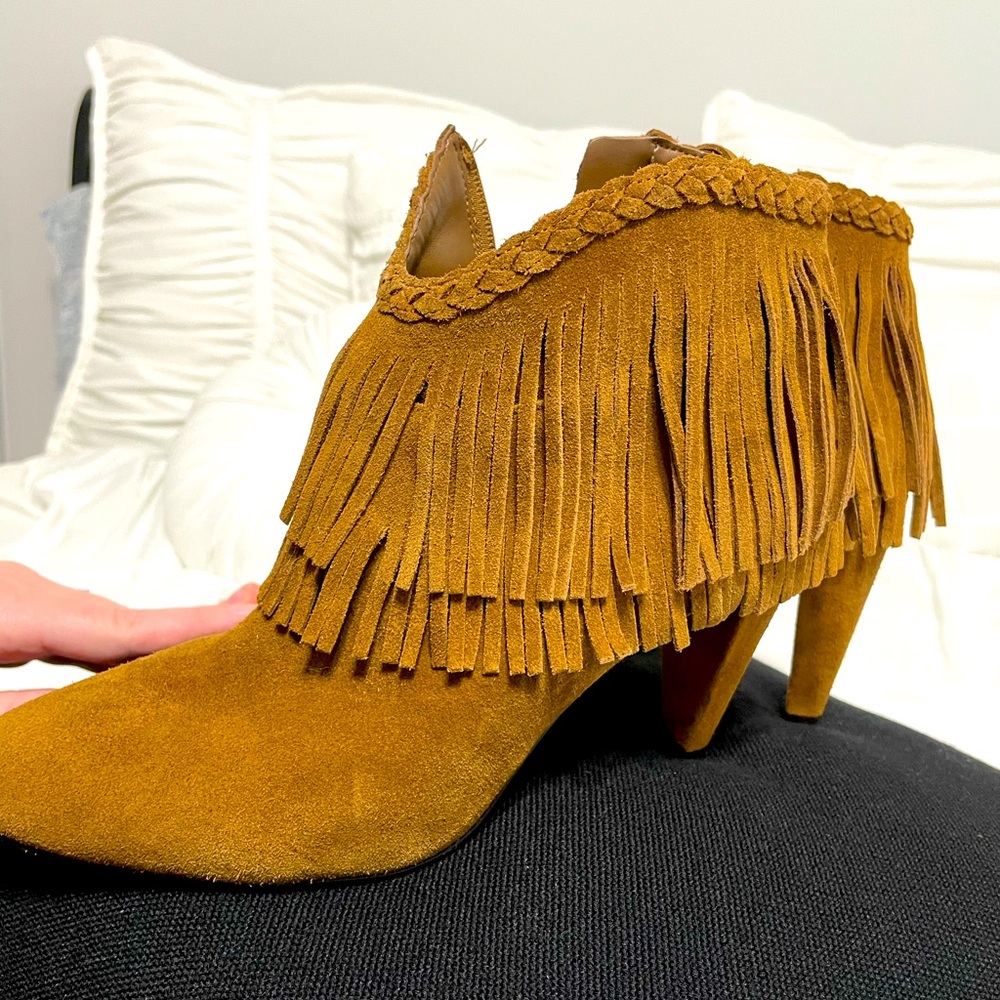 Vince Camuto Carmel fringe bootie